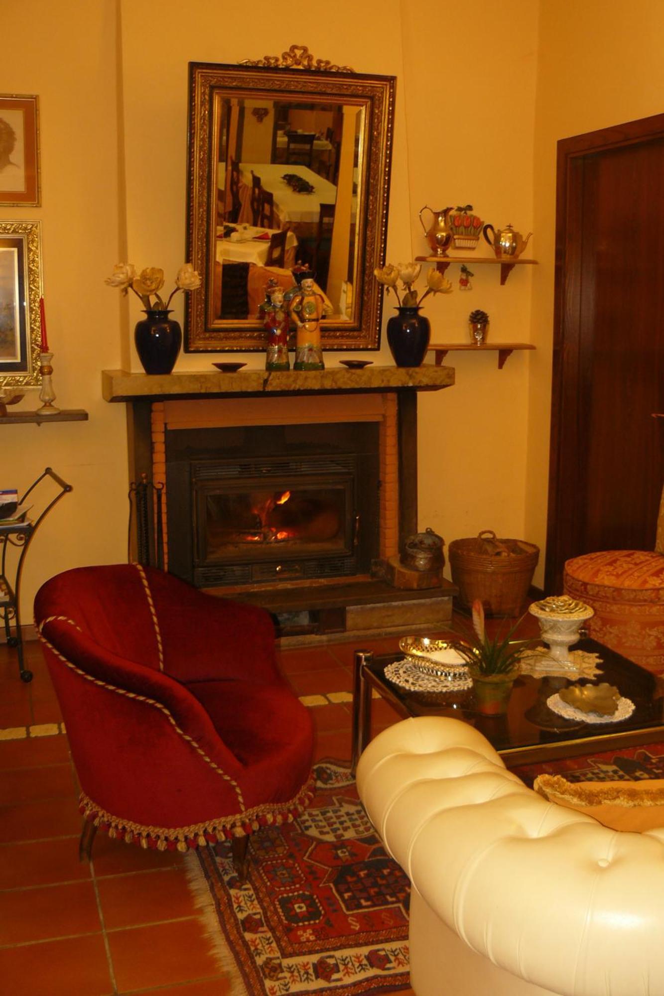 Hotel La Rocca Gubbio Exteriör bild